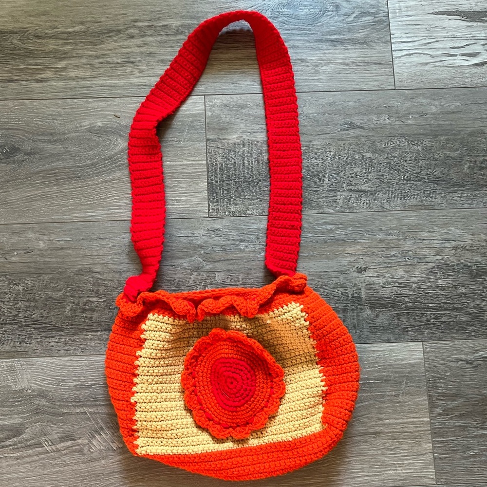 Handmade Women Crochet Crosboddy Orange, Red Yellow  Yarn Shoulder Bag.
